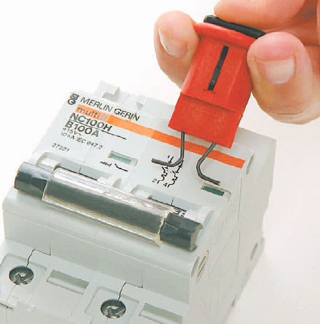 Brady Eurasian Miniature Circuit Breaker Lockouts (Pin Out wide)