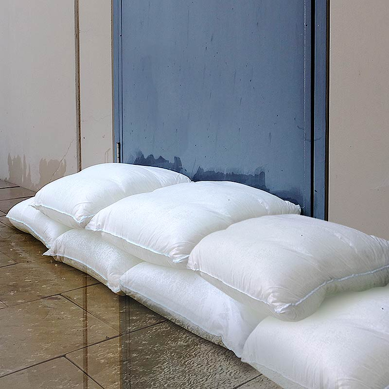 FloodSax® Water-Activated Sandless Sandbags - Pack of 20 Bags